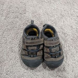 Keen Kids Brown and Black Sneakers with Yellow Lining